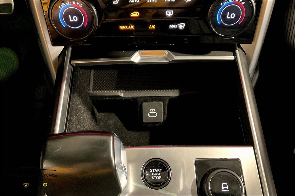 2023 Land Rover Range Rover SV AWD SUV