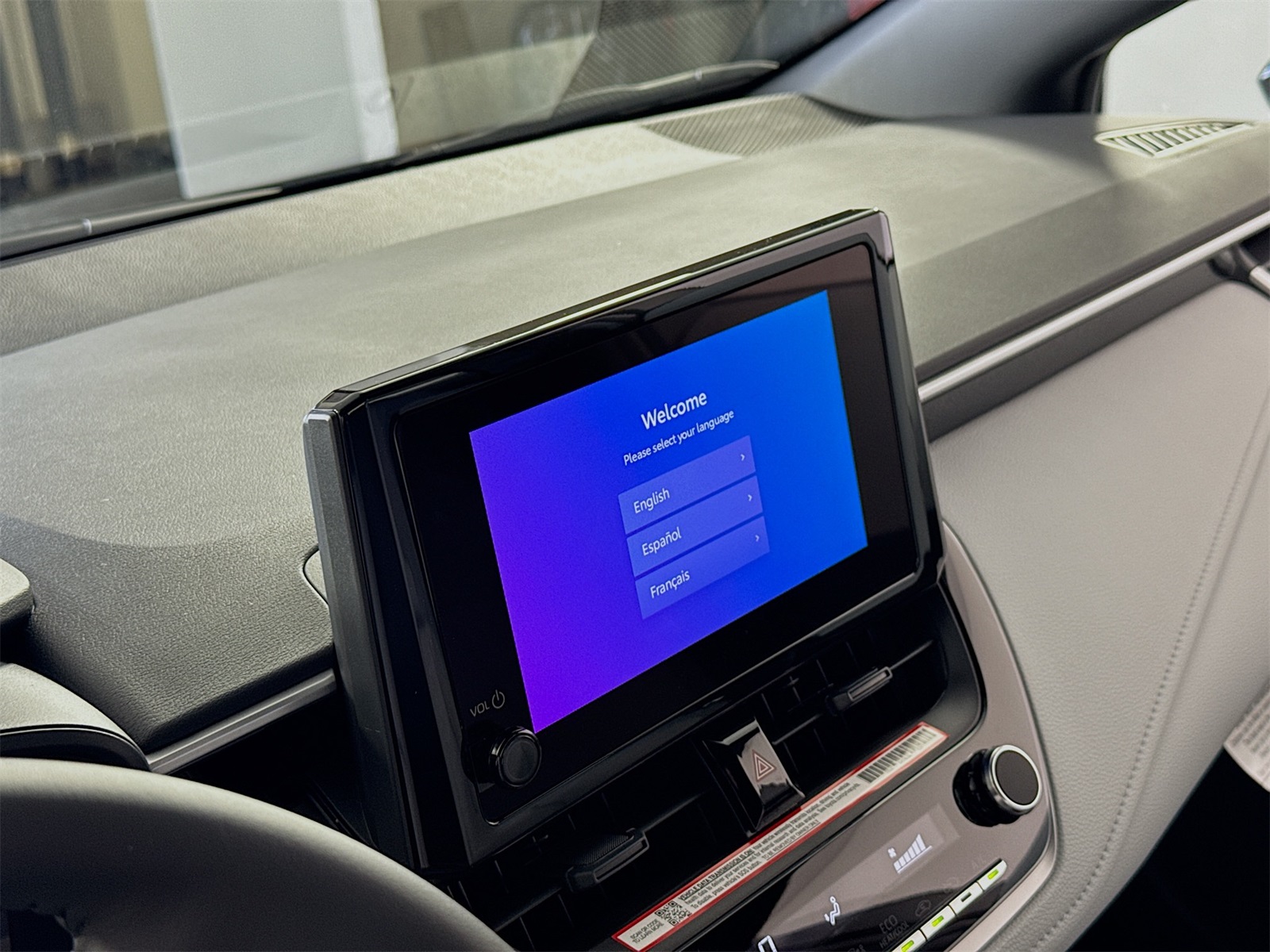 2025 Toyota Corolla SE photo 8