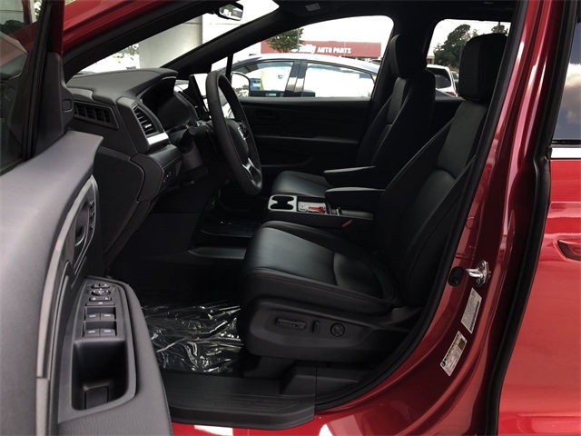 new 2026 Honda Odyssey car, priced at $43,526