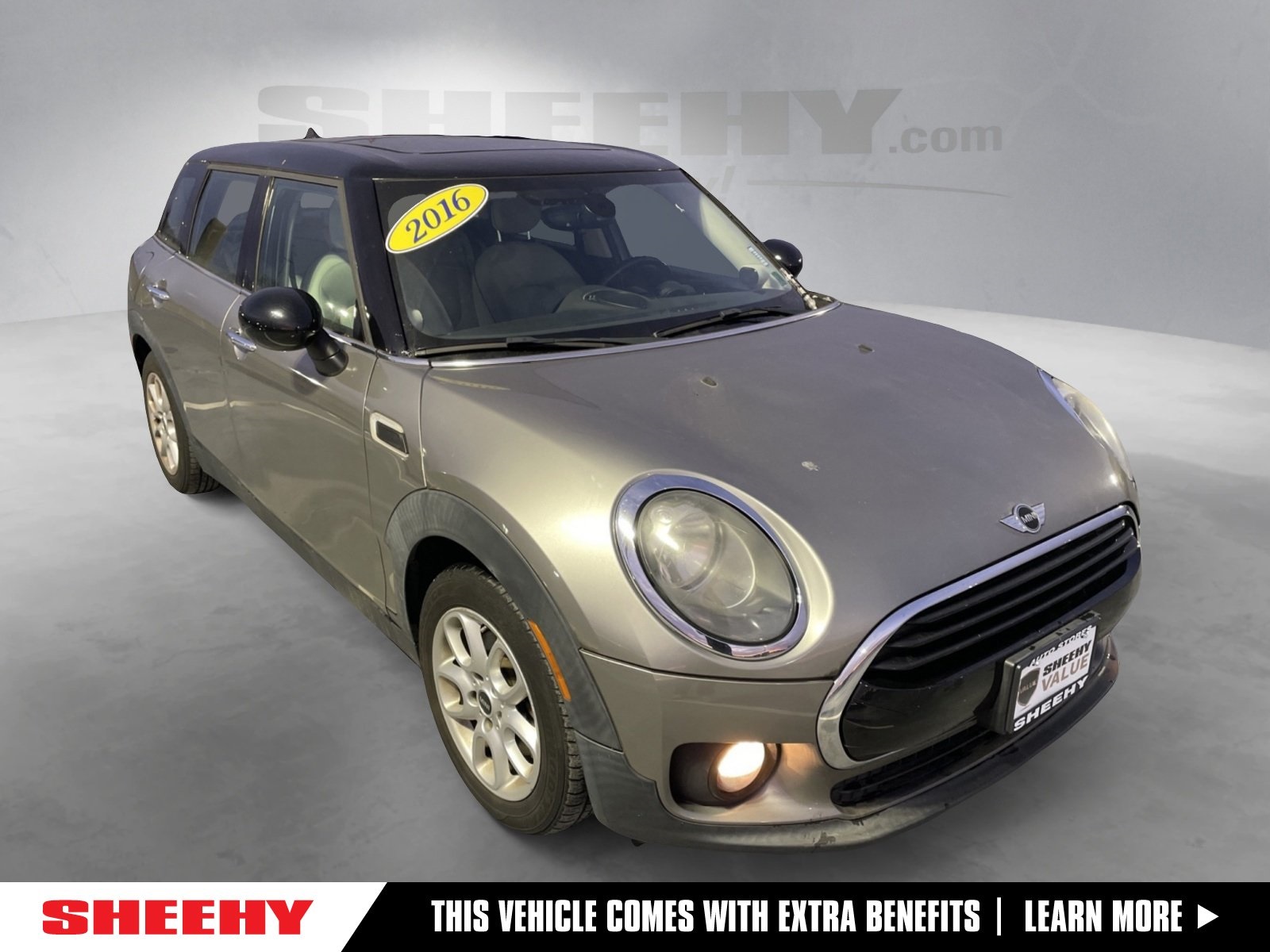 2016 MINI Clubman Base's photo