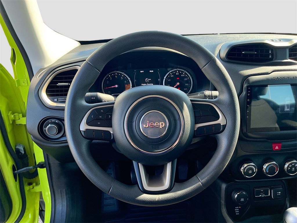 2017 Jeep Renegade Sport photo 9