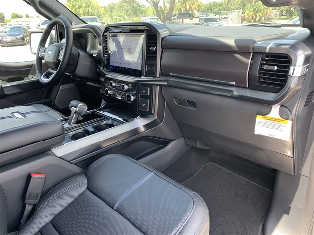 2025 Iconic Silver Metallic Ford F-150 Platinum 4X4 Truck