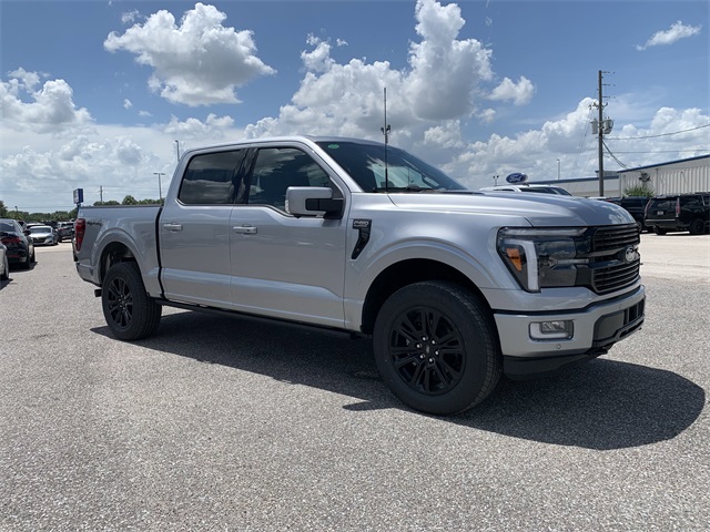 2025 Iconic Silver Metallic Ford F-150 Platinum 4X4 Truck