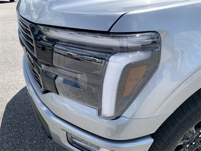 2025 Iconic Silver Metallic Ford F-150 Platinum 4X4 Truck
