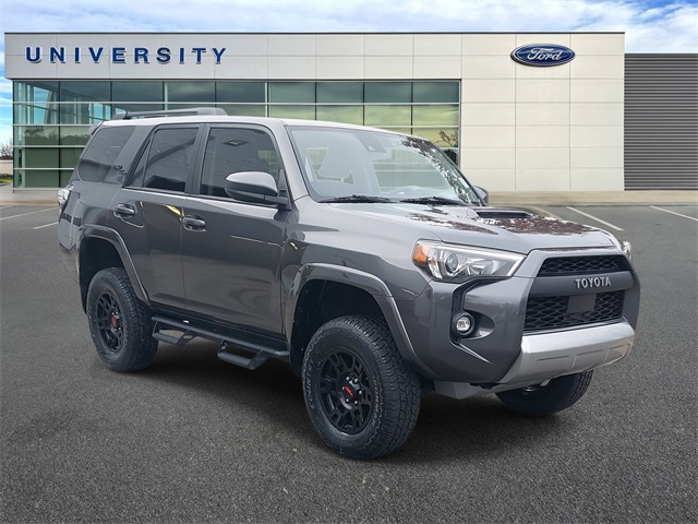 2022 Toyota 4Runner TRD Off-Road's photo
