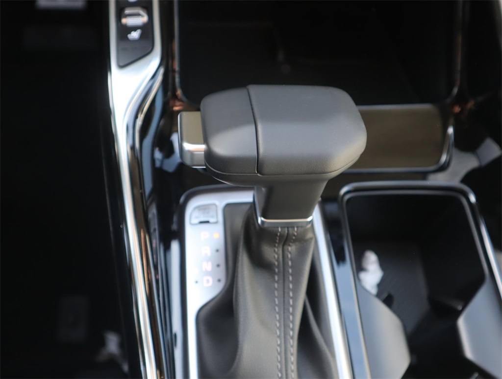 2025 Kia Sorento SX - Photo 14