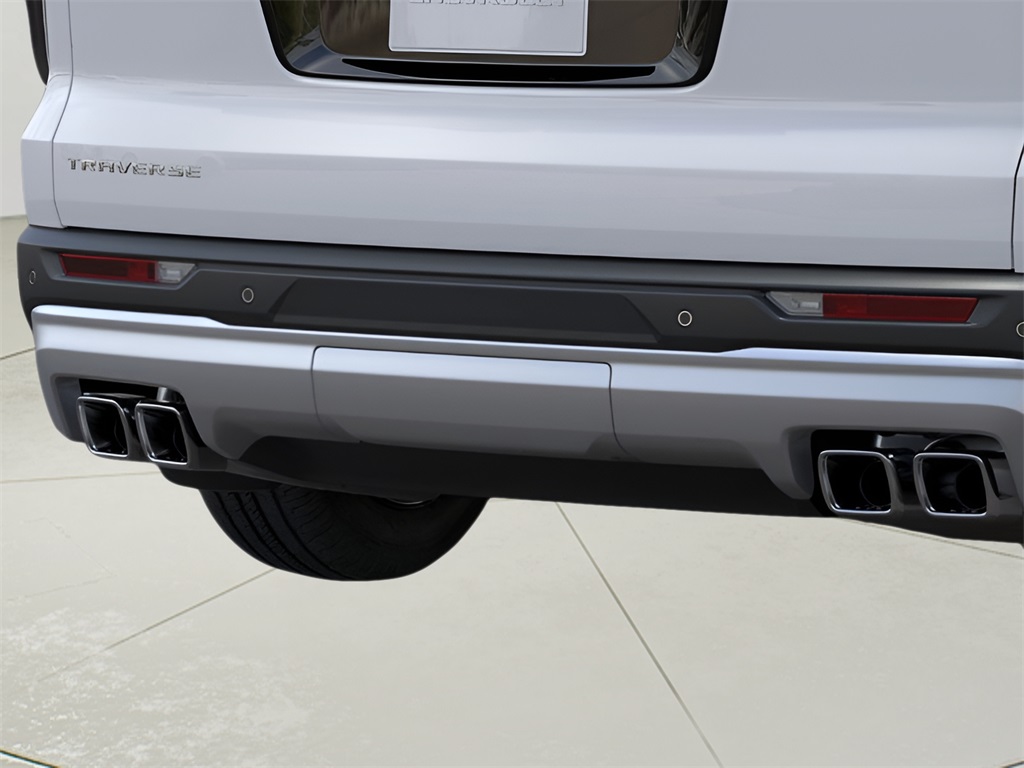 2026 Chevrolet Traverse photo 2