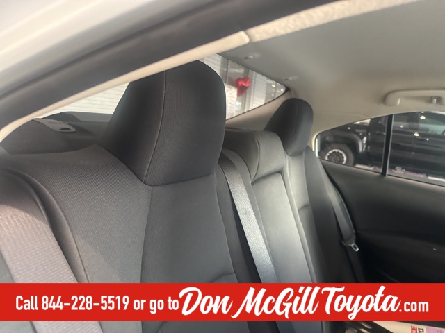 2023 Toyota Corolla LE photo 11
