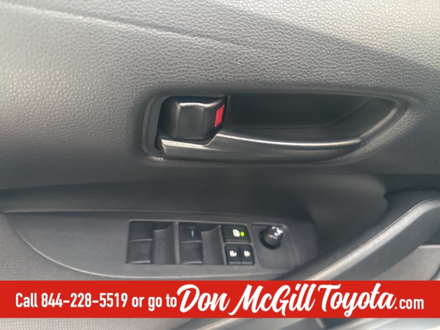 2023 Toyota Corolla LE photo 14