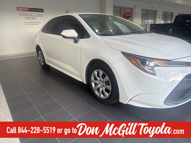 2023 Toyota Corolla LE photo 4