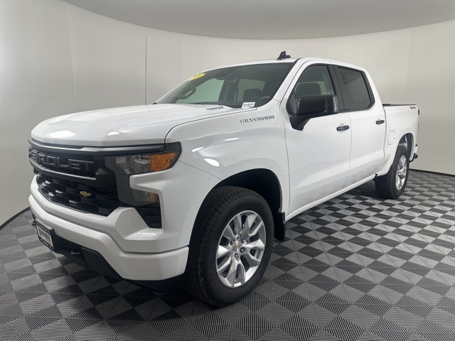 2026 Chevrolet Silverado 1500 Custom photo 5