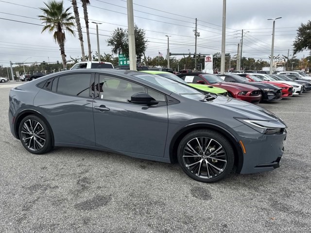 2024 Toyota Prius XLE's photo