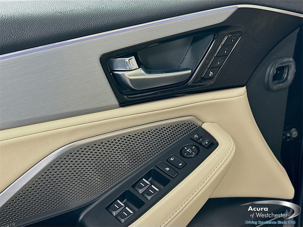 used 2023 Acura MDX car, priced at $37,699