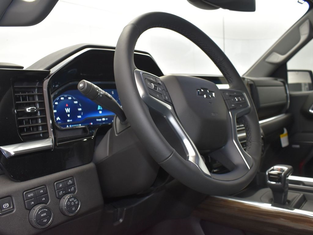 2025 Sterling Gray Metallic Chevrolet Silverado 1500 RST 4X4 Truck