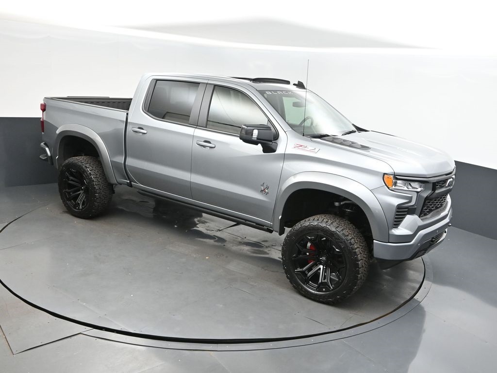 2025 Sterling Gray Metallic Chevrolet Silverado 1500 RST 4X4 Truck