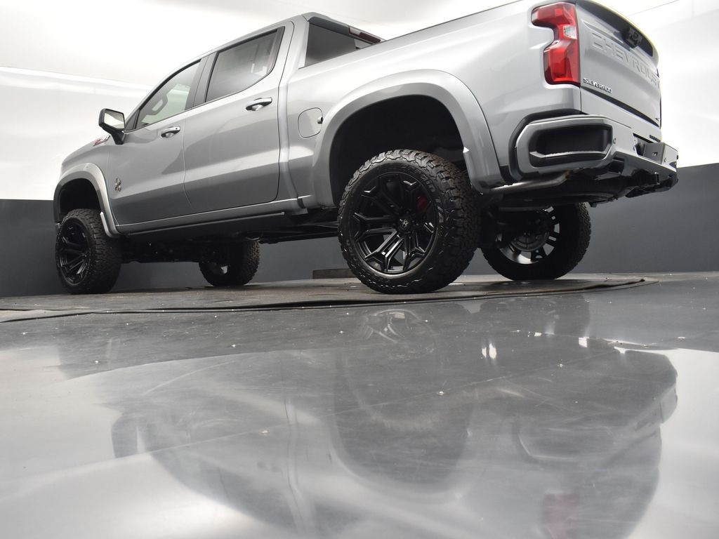 2025 Sterling Gray Metallic Chevrolet Silverado 1500 RST 4X4 Truck