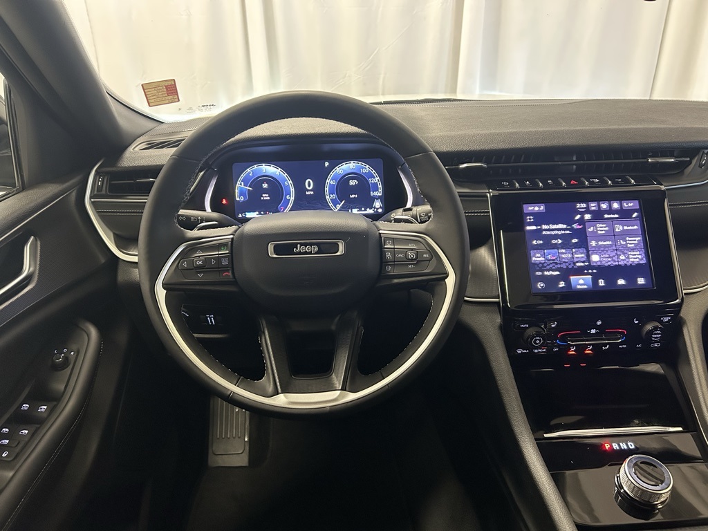 used 2024 Jeep Grand Cherokee car, priced at $33,999