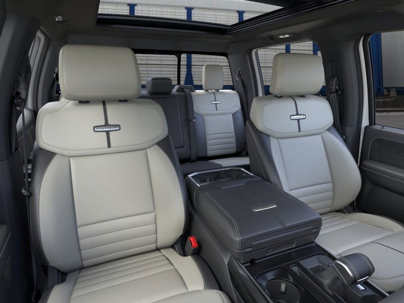 2025 Ford F-150 Lightning Platinum photo 10
