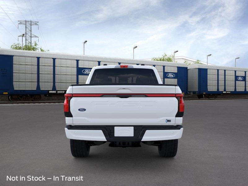 2025 Ford F-150 Lightning Platinum photo 5