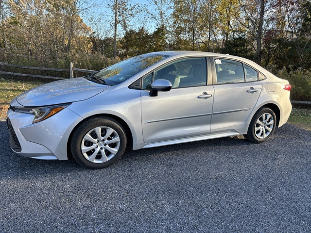 Used 2023 Toyota Corolla LE with VIN 5YFB4MDE7PP036942 for sale in Northfield, Minnesota