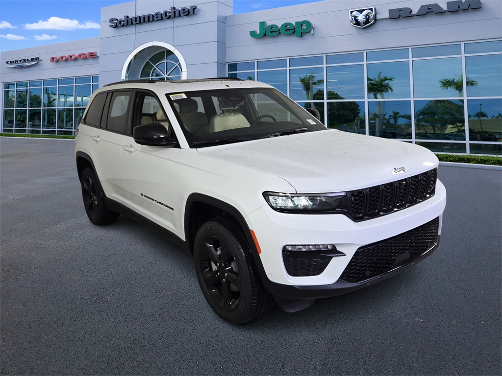 new 2025 Jeep Grand Cherokee car, priced at $43,085