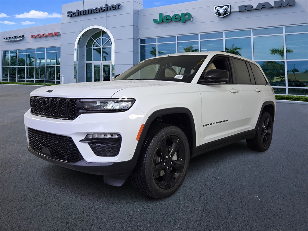 new 2025 Jeep Grand Cherokee car, priced at $43,085