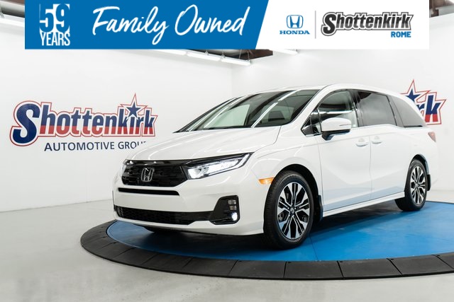 2026 Honda Odyssey Elite's photo