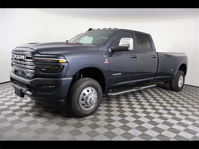 2026 RAM Ram 3500 Pickup Laramie's photo