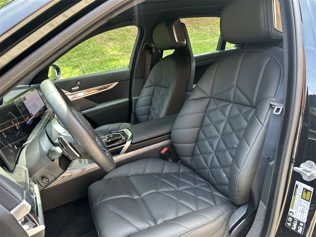 7 Series Sedan 740i xDrive