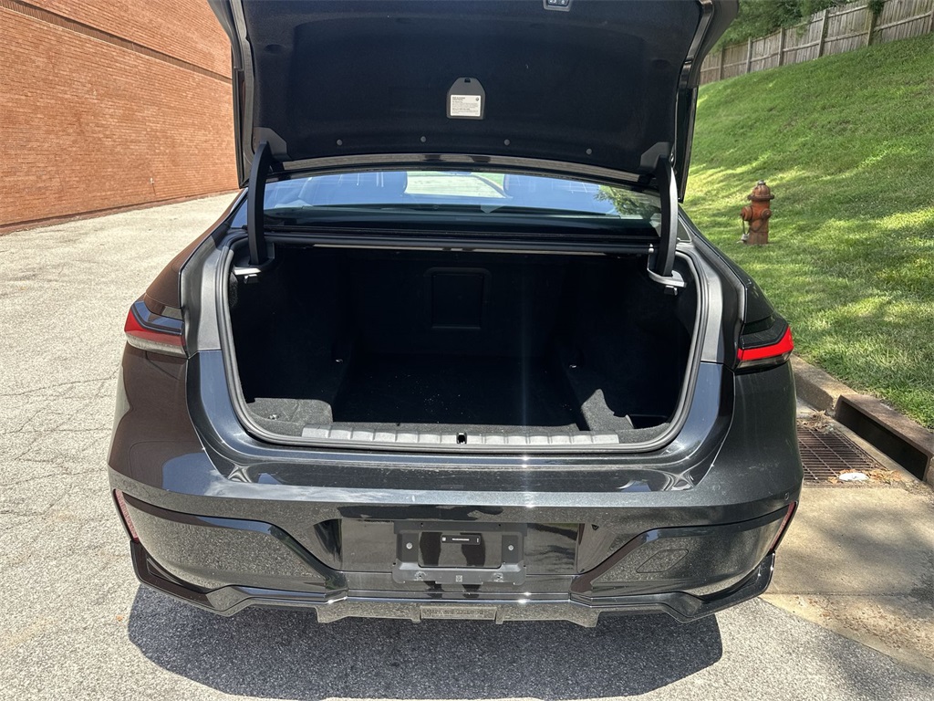 7 Series Sedan 740i xDrive