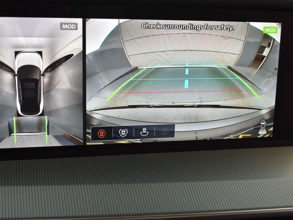 2025 Nissan Murano SL photo 10