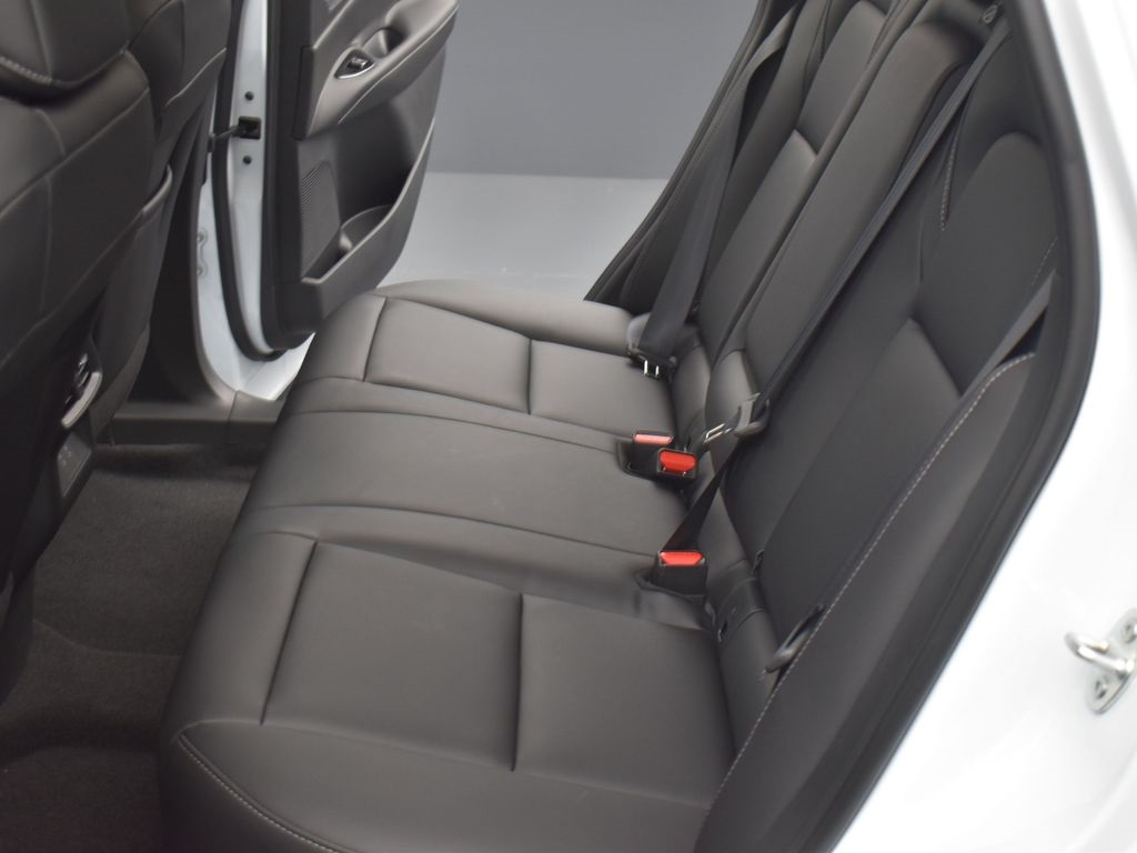 2025 Nissan Murano SL photo 18