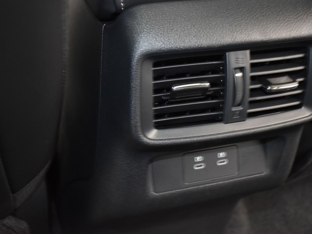 2025 Nissan Murano SL photo 21