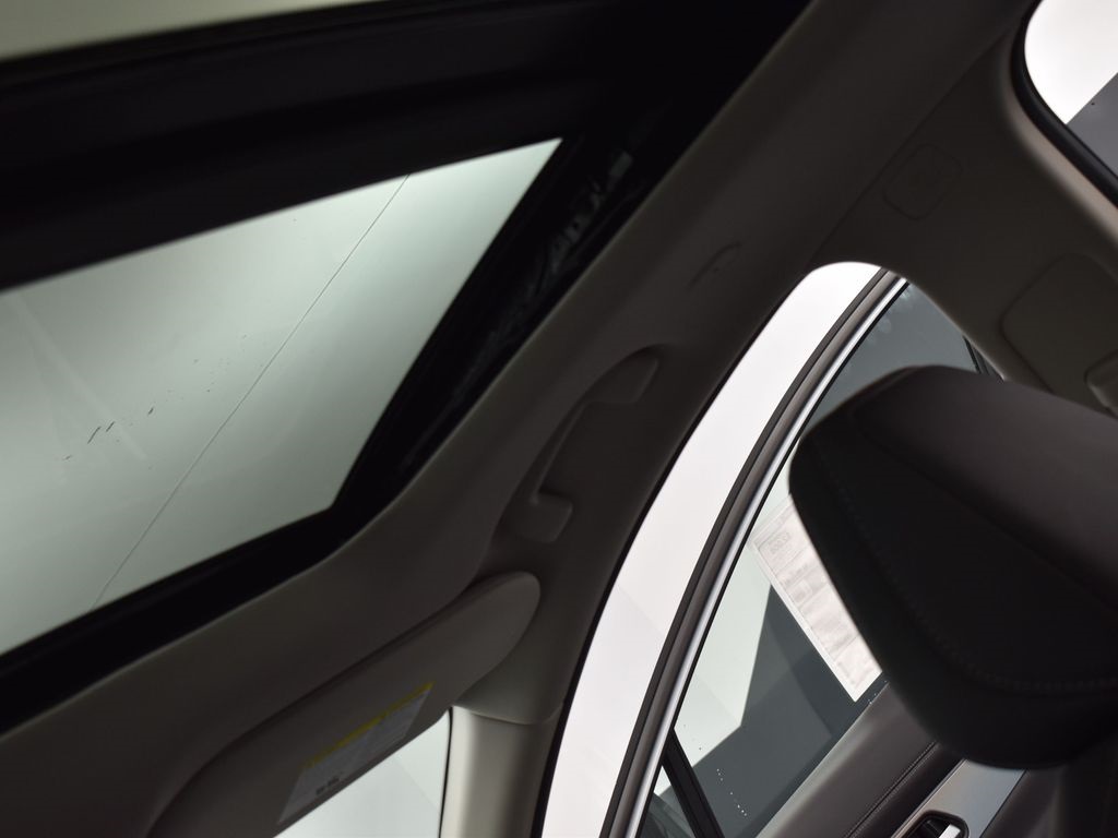 2025 Nissan Murano SL photo 23