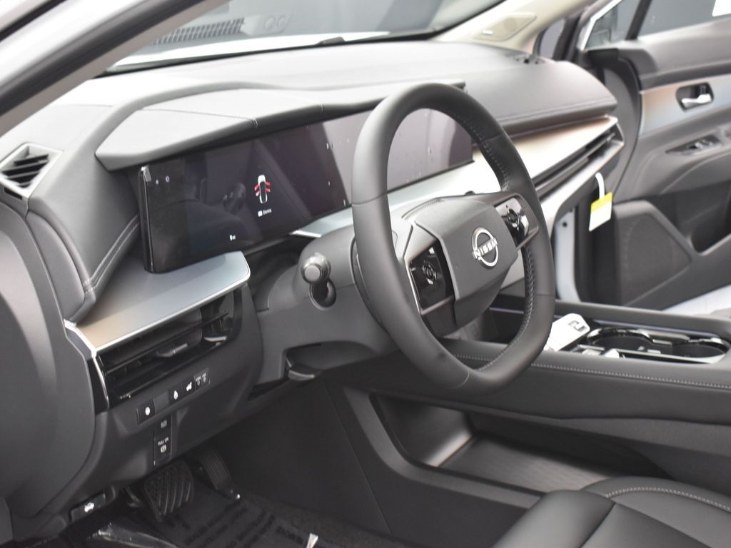 2025 Nissan Murano SL photo 7