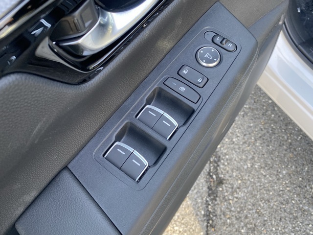 new 2026 Honda CR-V Hybrid car, priced at $41,947