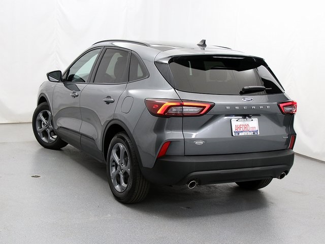 2025 Ford Escape ST-Line photo 3