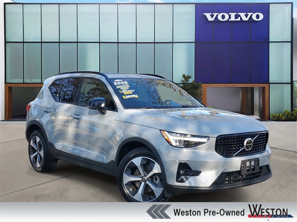 used 2025 Volvo XC40 car, priced at $29,753