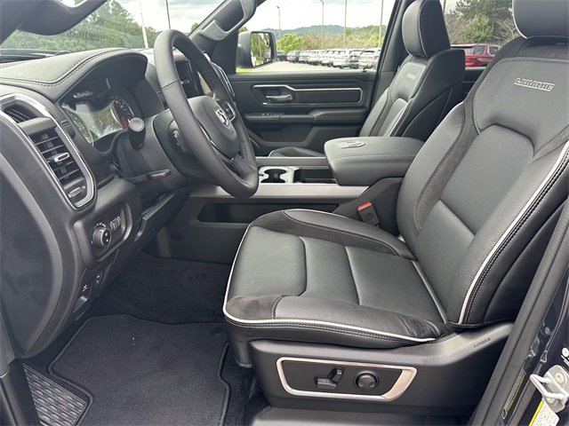 2026 Ram 1500 Laramie photo 9