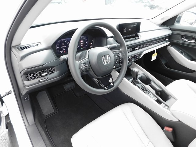 New 2025 Honda Accord SE 4D Sedan