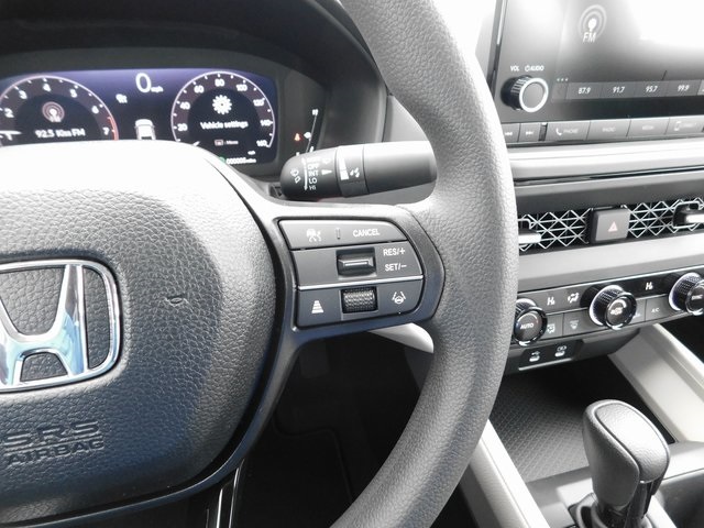 New 2025 Honda Accord SE 4D Sedan