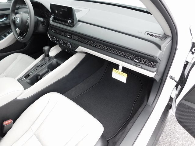 New 2025 Honda Accord SE 4D Sedan