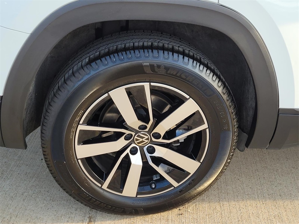 used 2023 Volkswagen Atlas car, priced at $23,200