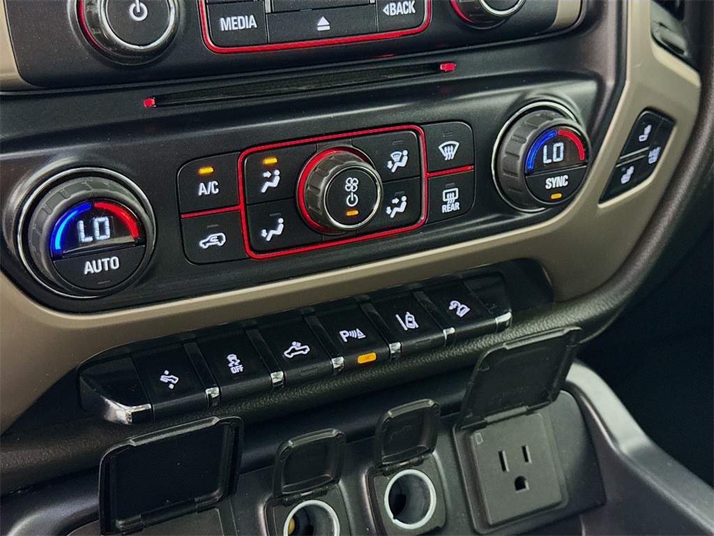 Photo of 2015 GMC Sierra 2500HD Denali in Myrtle Beach, SC - 16,  2015 GMC Sierra 2500HD Denali:3853Y