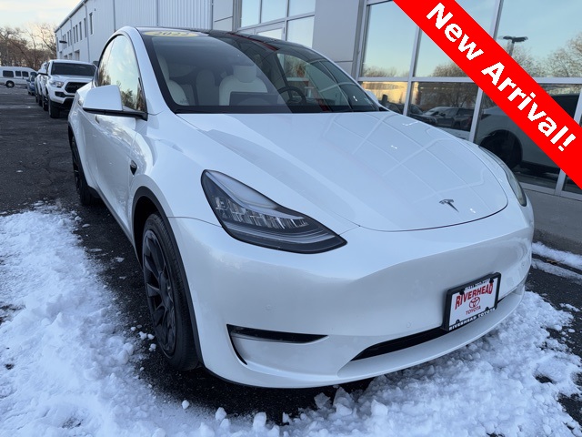 Used 2022 Tesla Model Y Long Range with VIN 7SAYGDEE3NF446830 for sale in Northfield, Minnesota