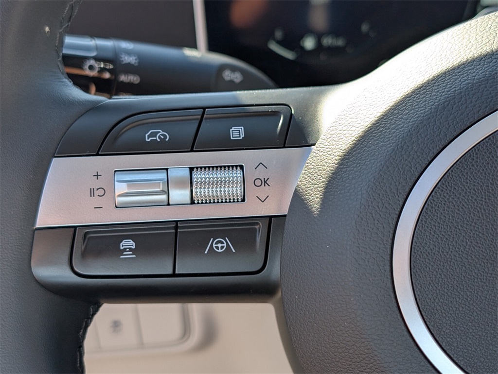 used 2025 Hyundai Tucson car, priced at $27,500