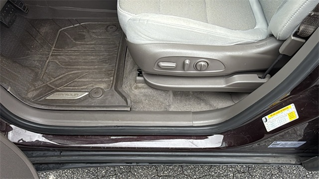 used 2020 Chevrolet Traverse car, priced at $18,463