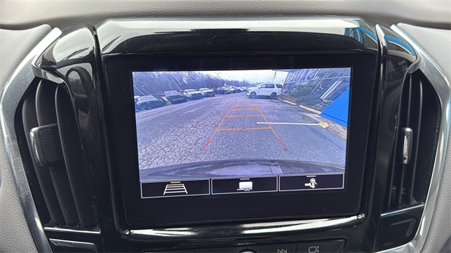 used 2020 Chevrolet Traverse car, priced at $18,463