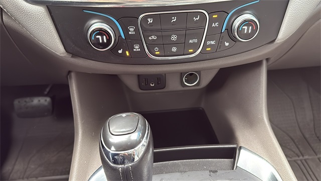 used 2020 Chevrolet Traverse car, priced at $18,463