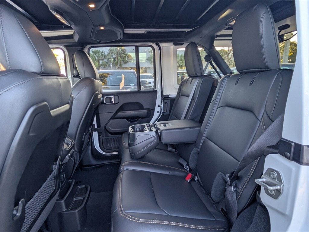 new 2025 Jeep Wrangler car, priced at $48,620